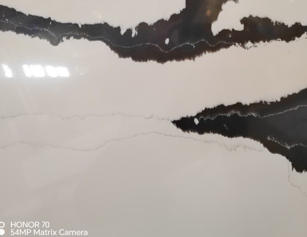 New Style Panda Calcatta Quartz Slab suppliers